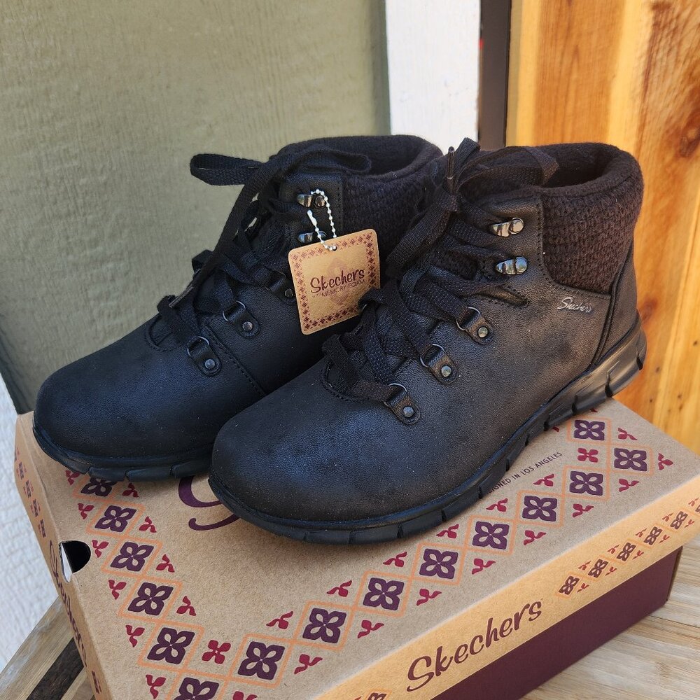 NIB - Skechers Synergy Chic Getaway Hiking Boots